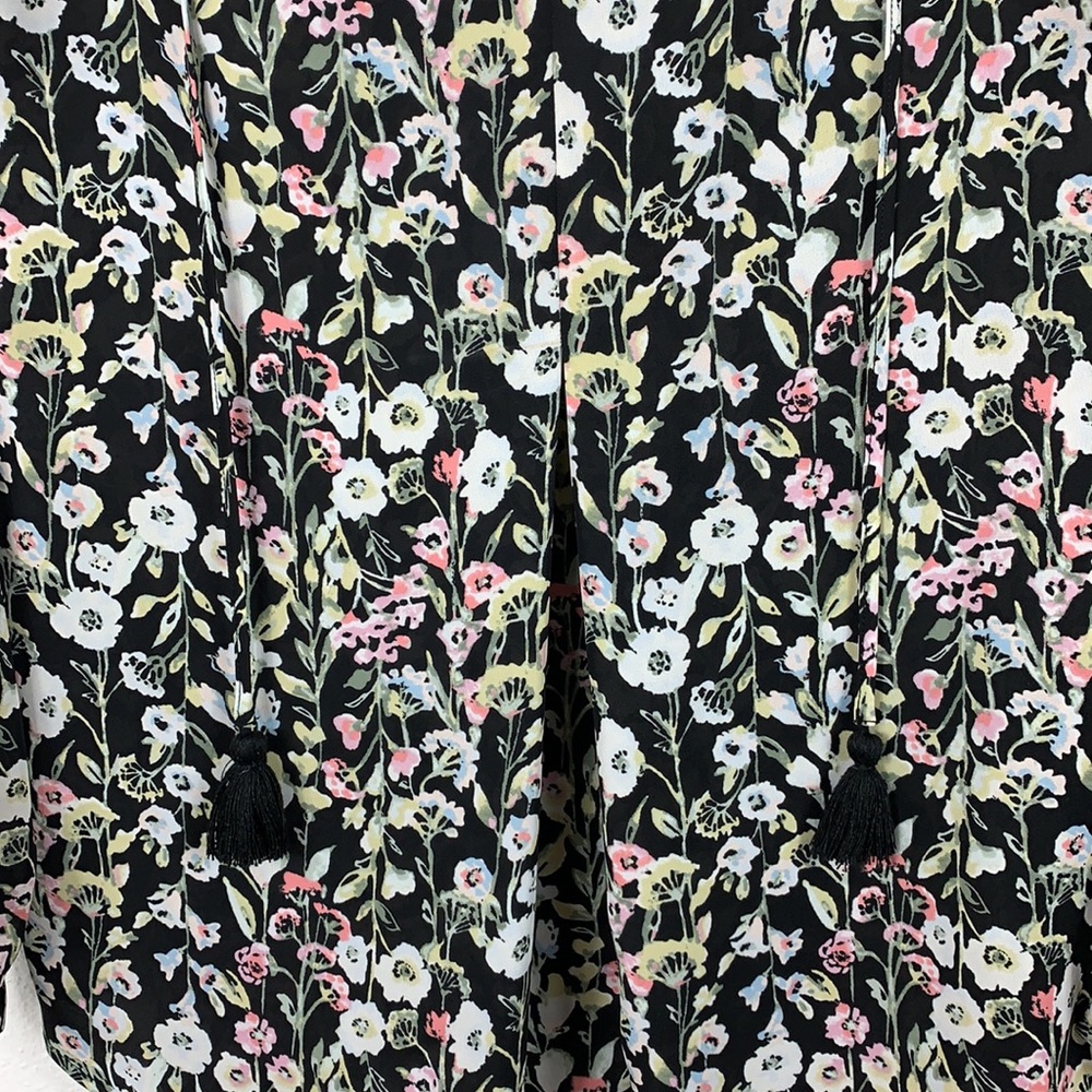 Lauren Conrad Top Floral XS - Picture 3 of 16